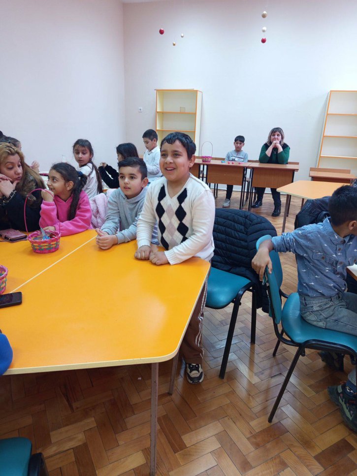 Работилница за мартеници с родители и ученици.