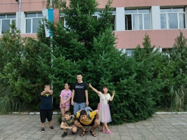 Приятелство, усмивки и споделени мигове в ОбУ „Св. св. Кирил и Методий“