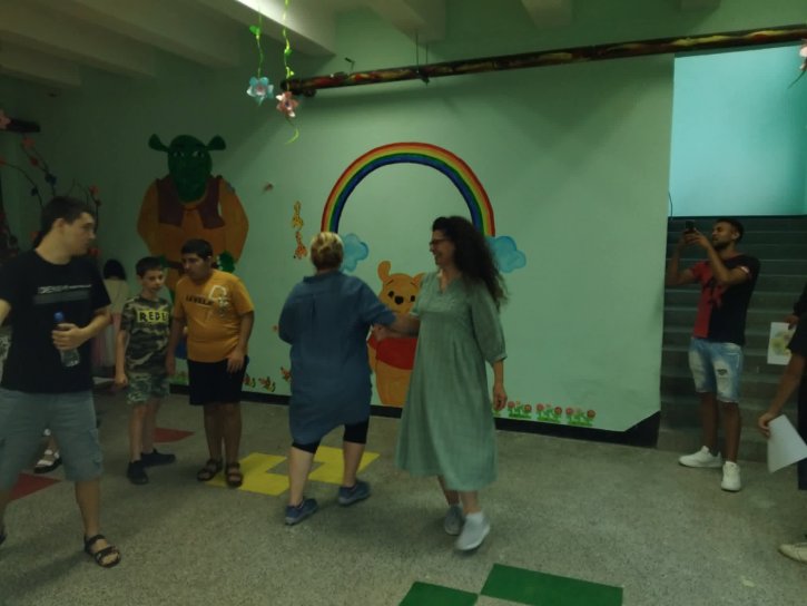 Приятелство, усмивки и споделени мигове в ОбУ „Св. св. Кирил и Методий“