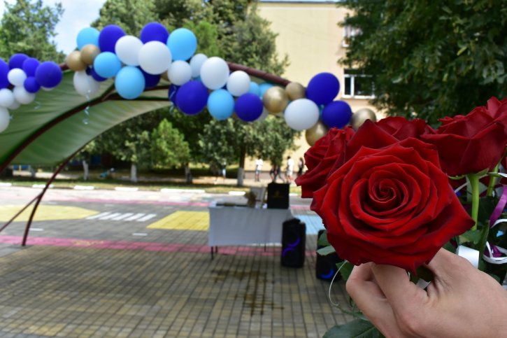 ОбУ „Св. св. Кирил и Методий“ изпрати Випуск 2026