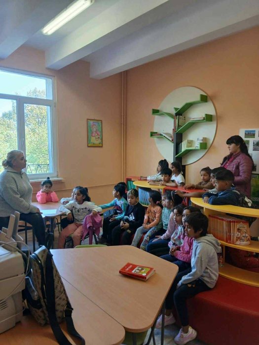 Посещение на библиотеката в училище.