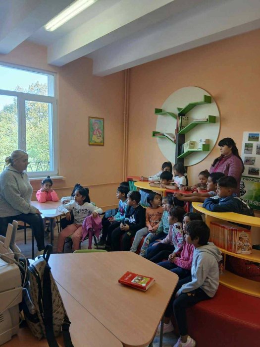 Посещение на библиотеката в училище.