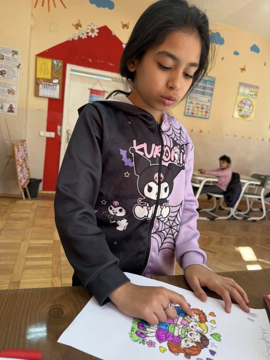 Ученици от ЦДО 1. и 2. клас отбелязаха „Деня на розовата фланелка“.